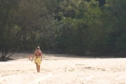 Holke 204.bmp: 2004/04 Hannah and Morgan in Hawaii
